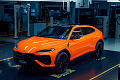 Фото Lamborghini Urus SE 2025 вид спереди