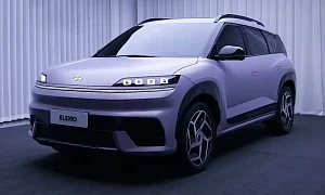 Hyundai Elexio вид спереди