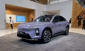 Nio EC6 вид спереди