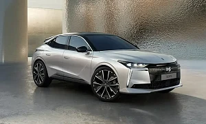 Хэтчбек DS N°4 2026 вид спереди