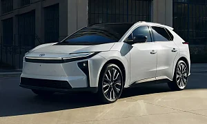 Электрический кроссовер Toyota bZ4X